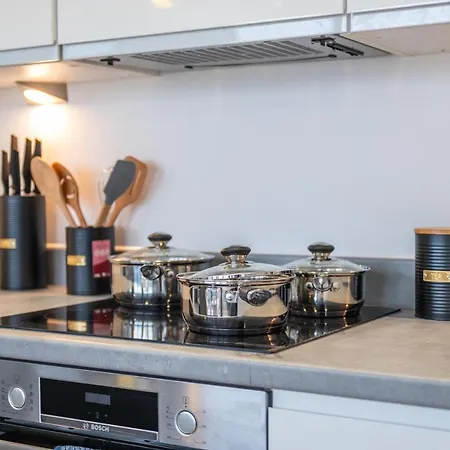 Апартаменты 2 Bed - 5 Mins From Old Trafford Манчестер Экстерьер фото