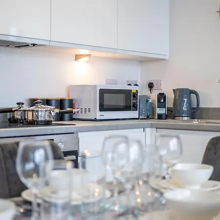 Апартаменты 2 Bed - 5 Mins From Old Trafford Манчестер Экстерьер фото