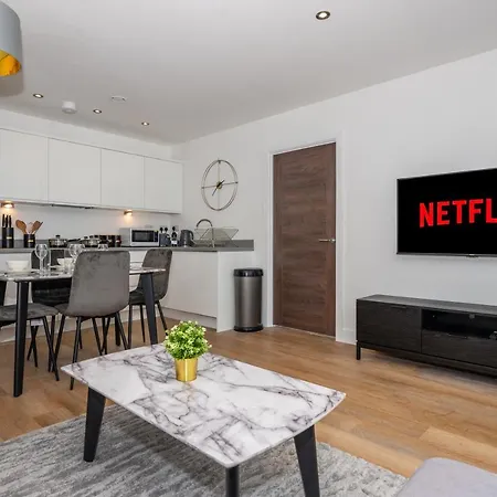 Апартаменты 2 Bed - 5 Mins From Old Trafford Манчестер Экстерьер фото
